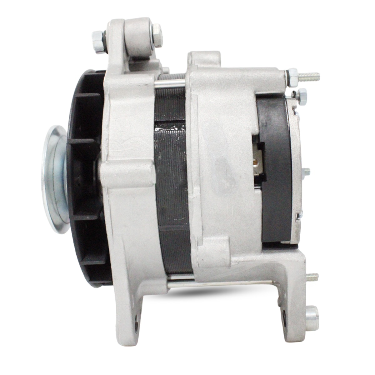 Front view of 12V 70A universal marine alternator for boats and Prestolite systems